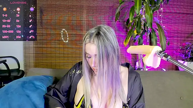 Karla bae online show from 20, 1, 2025