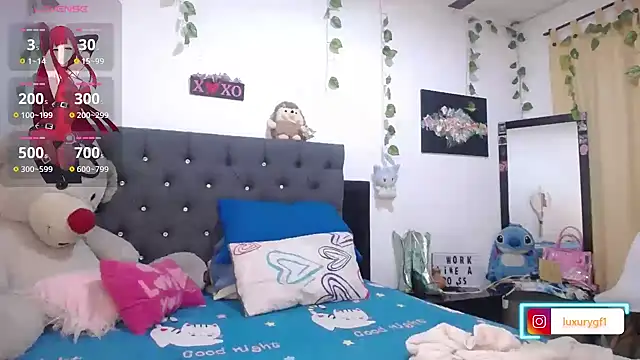 Pocahontaslovex online show from 10, 4, 2026