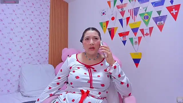 Soyqueen online show from 11, 7, 2026
