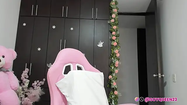 Soyqueen online show from 21, 9, 2025