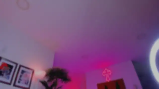 Snapshot of Taylor__foxxx chatting on 15, 10, 2025 Taylor foxxx online show from 15, 10, 2025