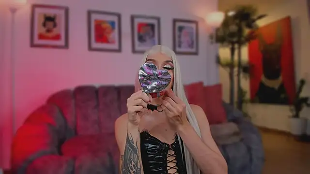 Snapshot of Taylor__foxxx chatting on 22, 5, 2026 Taylor foxxx online show from 22, 5, 2026