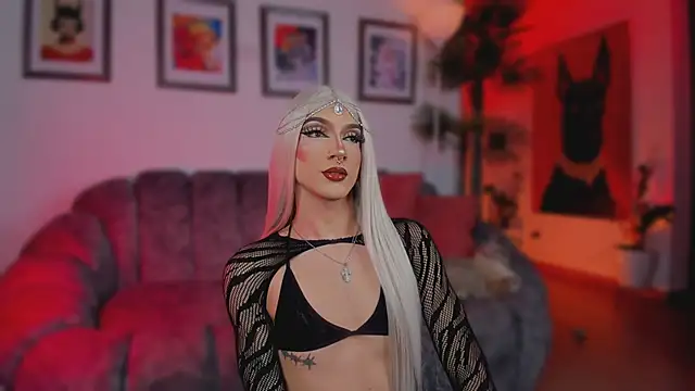 Taylor  foxxx online show from 14, 6, 2026