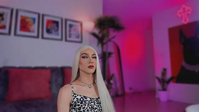 Snapshot of Taylor__foxxx chatting on 25, 10, 2025 Taylor foxxx online show from 25, 10, 2025