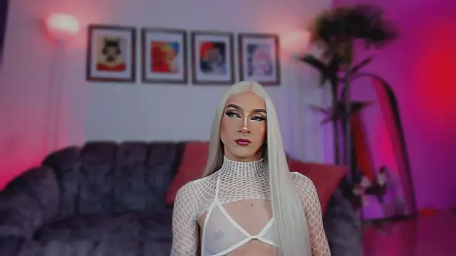 Snapshot of Taylor__foxxx chatting on 16, 10, 2025 Taylor foxxx online show from 16, 10, 2025