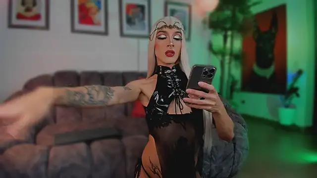 Snapshot of Taylor__foxxx chatting on 16, 5, 2026 Taylor foxxx online show from 16, 5, 2026