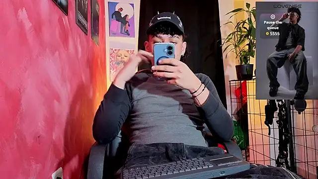 Snapshot of GaelOconner chatting on 4, 6, 2026 GaelOconner online show from 4, 6, 2026