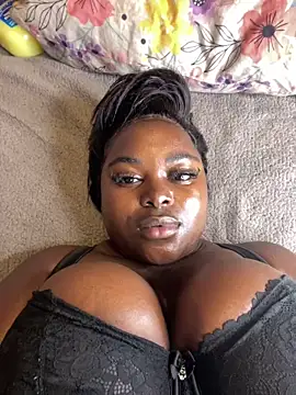 Honeycoco0211 online show from 16, 12, 2025