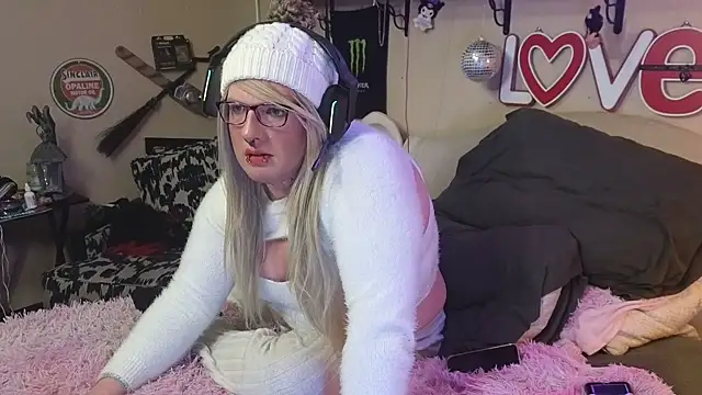 Snapshot of Blakelytgirl chatting on 6, 2, 2025 Blakelytgirl online show from 6, 2, 2025