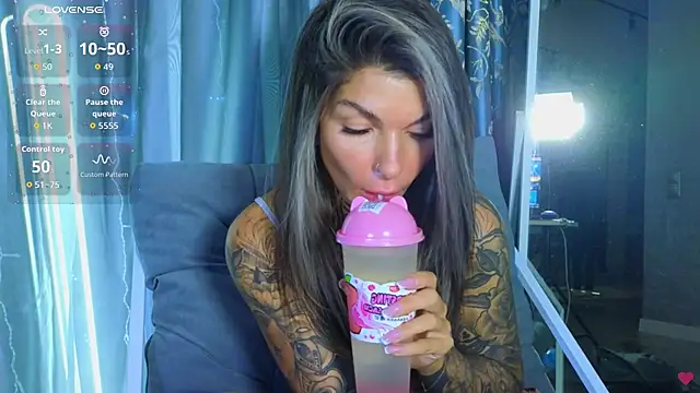 tattooedBabyy online show from 21, 11, 2025