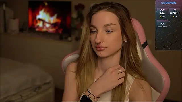 Lexy kiky online show from 10, 3, 2025