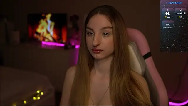 Lexy kiky online show from 8, 3, 2025