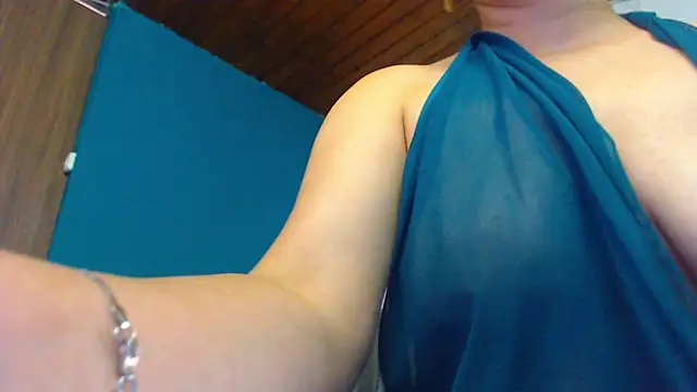 camila delarosa online show from 21, 1, 2025