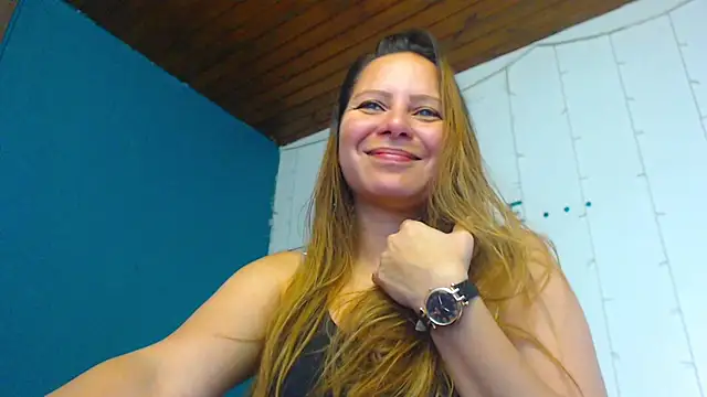 camila delarosa online show from 21, 1, 2025