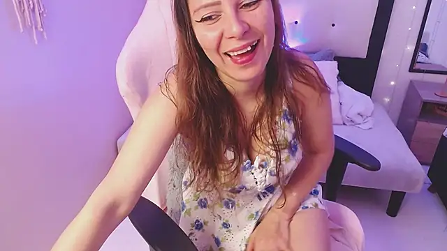 camila delarosa online show from 11, 6, 2026
