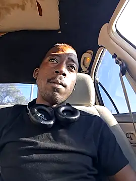 chocolatemeatstick25 online show from 15, 4, 2026