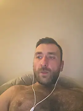 Snapshot of TIGERRR86 chatting on 5, 4, 2026 TIGERRR86 online show from 5, 4, 2026