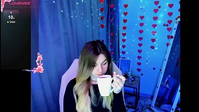 Sweet me  online show from 8, 3, 2026