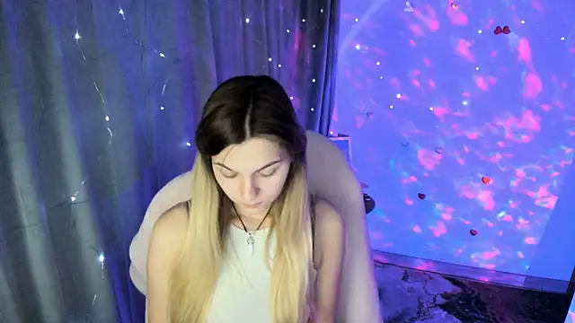 Snapshot of Sweet_me_ chatting on 20, 11, 2025 Sweet me online show from 20, 11, 2025