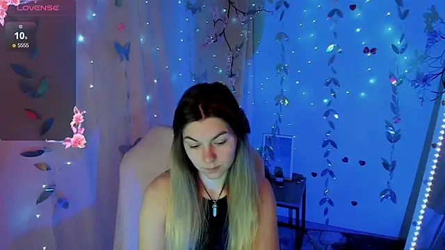 Snapshot of Sweet_me_ chatting on 11, 5, 2026 Sweet me online show from 11, 5, 2026