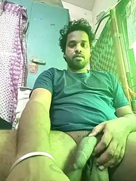 Snapshot of Dinesh2151@xh chatting on 22, 4, 2026 Dinesh2151xh online show from 22, 4, 2026