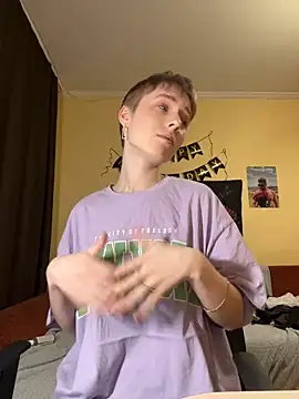 Crayzy Luv online show from 10, 3, 2025