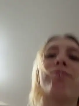 Crayzy Luv online show from 16, 2, 2026