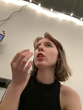 Crayzy Luv online show from 24, 12, 2024