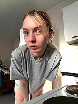 Crayzy Luv online show from 14, 1, 2026