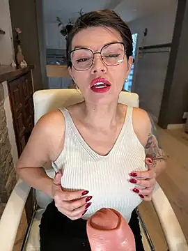 CarlaConnor80 online show from 2, 2, 2025