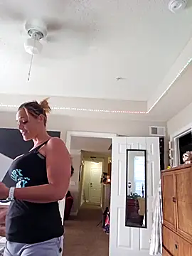 Dixiefaye Pika online show from 14, 4, 2026