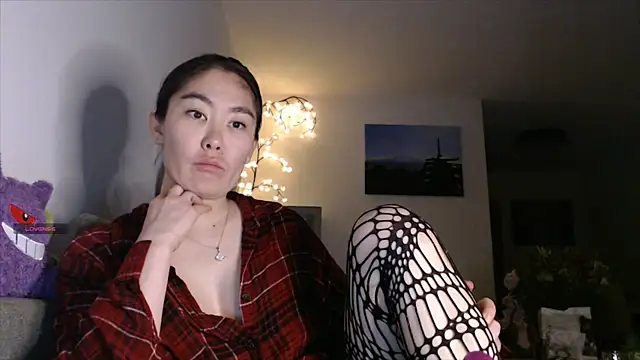 Kunimitsuu  online show from 23, 9, 2025