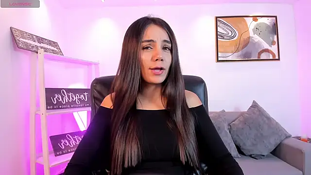 Snapshot of martina_mancini chatting on 4, 5, 2026 martina mancini online show from 4, 5, 2026