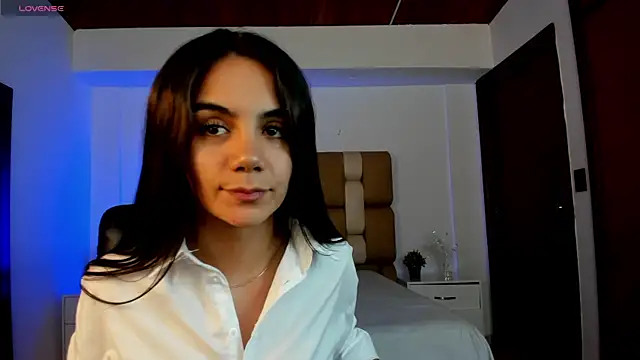 martina mancini online show from 8, 3, 2025