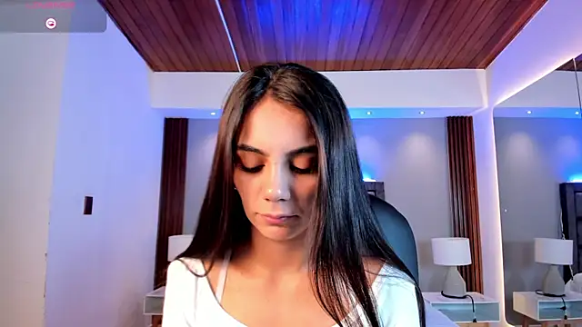 Snapshot of martina_mancini chatting on 28, 4, 2026 martina mancini online show from 28, 4, 2026