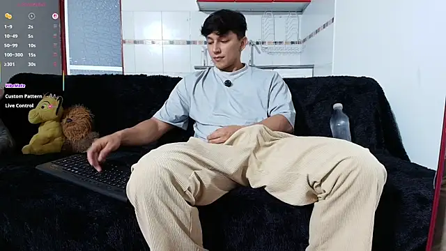 jacques cardiet online show from 8, 4, 2026