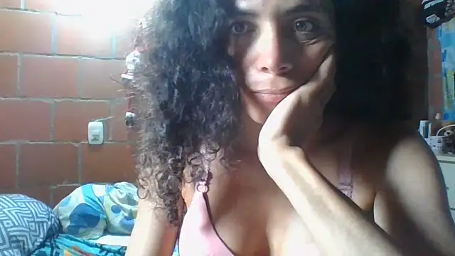 Nadia Monroe online show from 10, 6, 2026