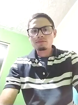 andresr10 online show from 5, 10, 2025