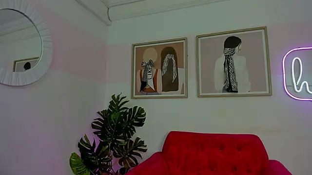 Snapshot of Miakhalifa_7 chatting on 7, 10, 2025 Miakhalifa 7 online show from 7, 10, 2025