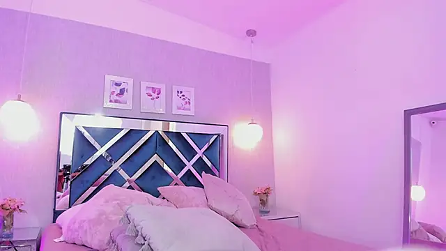 Miakhalifa 7 online show from 8, 3, 2025