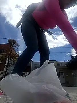 Dominik girl online show from 8, 4, 2026