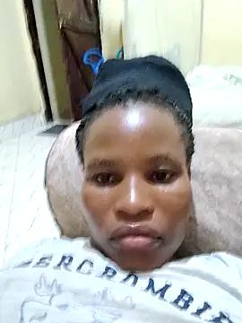 petite babe online show from 6, 3, 2026