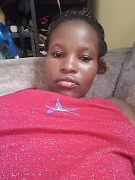 Snapshot of petite_babe chatting on 7, 5, 2026 petite babe online show from 7, 5, 2026