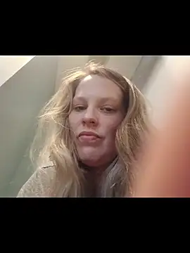 Cumonkatie online show from 6, 3, 2026