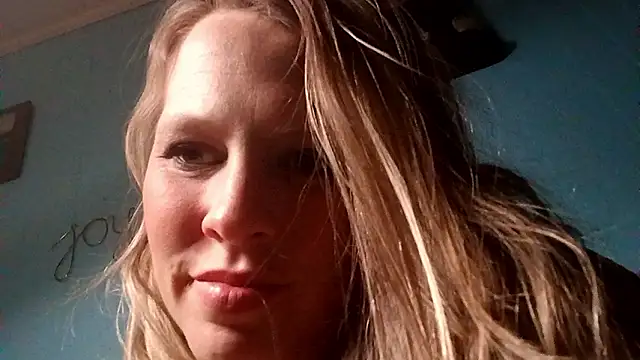 Cumonkatie online show from 26, 3, 2026