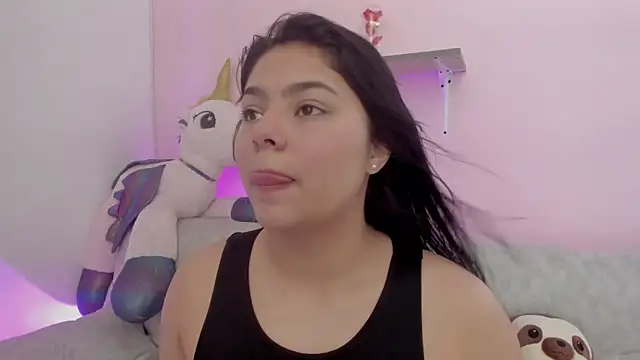 Snapshot of Oriana_Guzman chatting on 9, 5, 2026 Oriana Guzman online show from 9, 5, 2026
