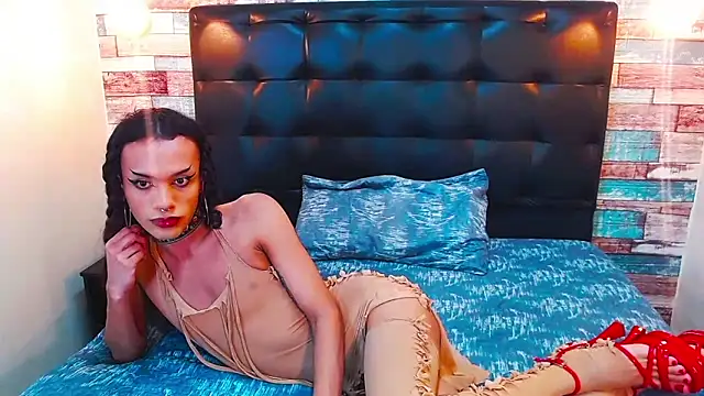 Foxy Ella  online show from 10, 2, 2026