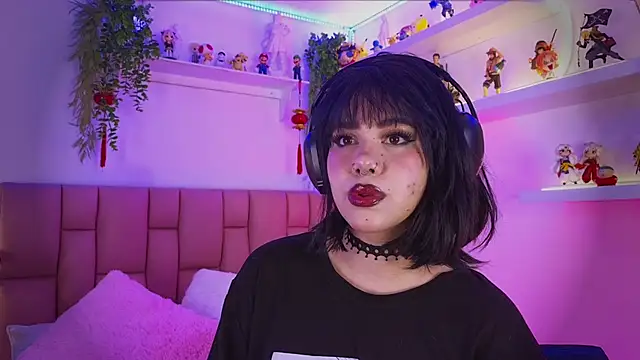 albaismynameX online show from 22, 10, 2025