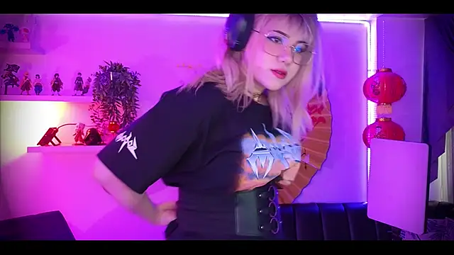 albaismynameX online show from 7, 3, 2026