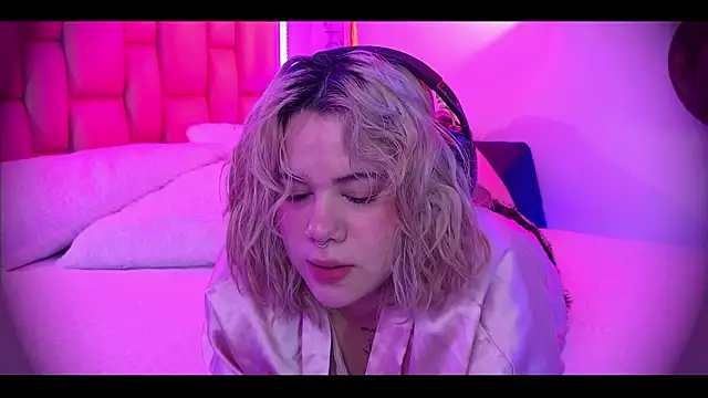 albaismynameX online show from 5, 3, 2026